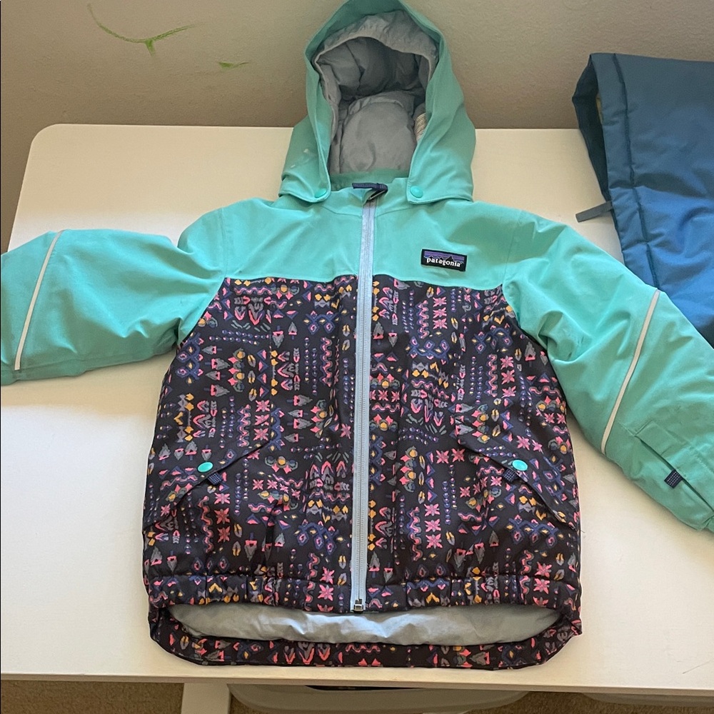 Patagonia Kids' Teal and Patterned Jacket
